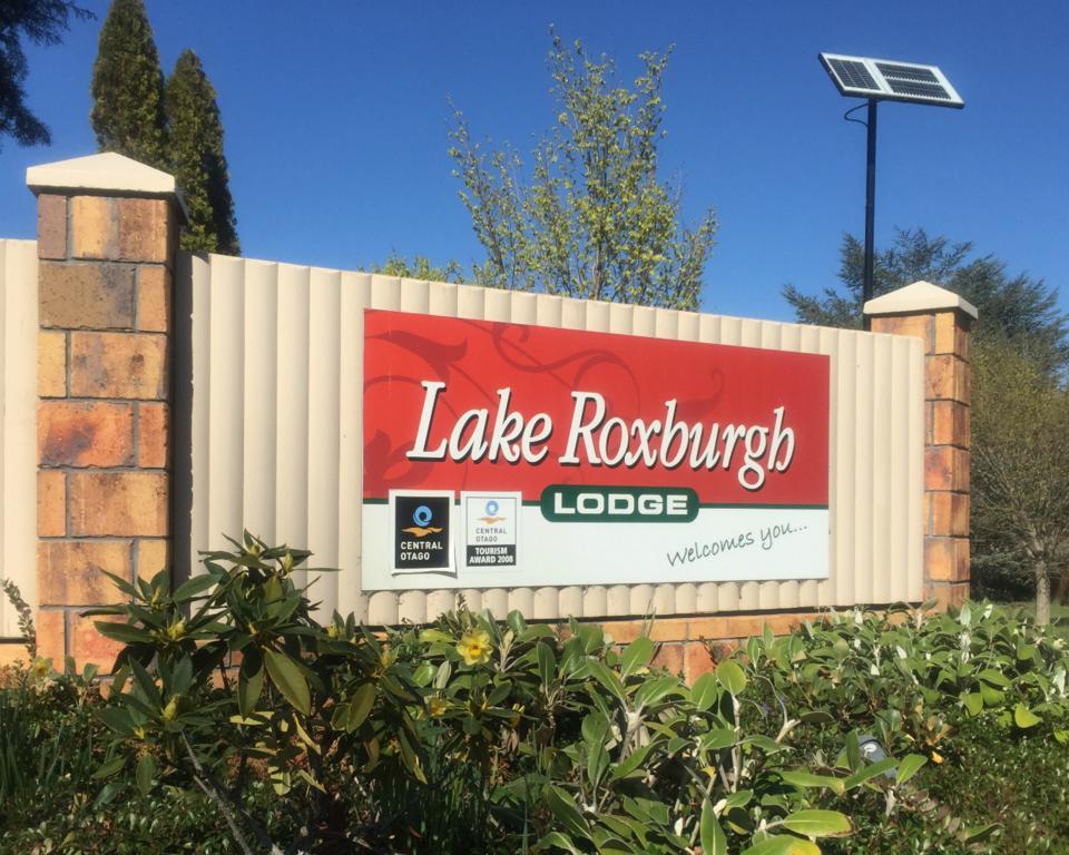 Lake Roxburgh Lodge Εξωτερικό φωτογραφία